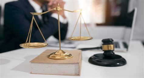 St. Jude Medical to Pay $27M to Resolve Healthcare Fraud .
